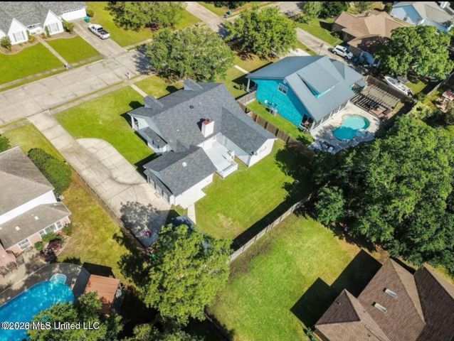 1302 Roswell Street, Pascagoula, MS 39581