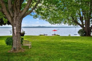 131 Hills Point Road, Charlotte, VT 05445