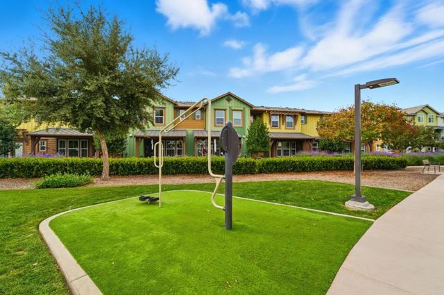 772 Tranquility Circle 2, Livermore, CA 94551