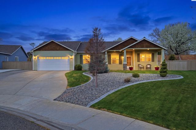 5812 11th Ave, Kennewick, WA 99337