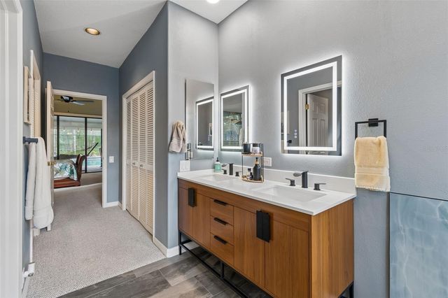 1661 WOODRIDGE COURT, Lutz, FL 33559