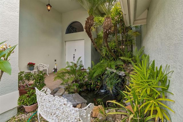 1661 WOODRIDGE COURT, Lutz, FL 33559