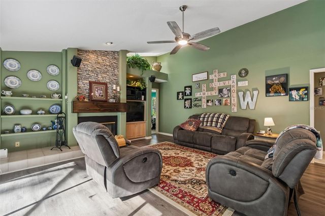 1661 WOODRIDGE COURT, Lutz, FL 33559