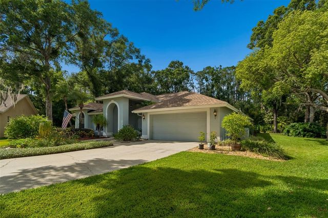 1661 WOODRIDGE COURT, Lutz, FL 33559