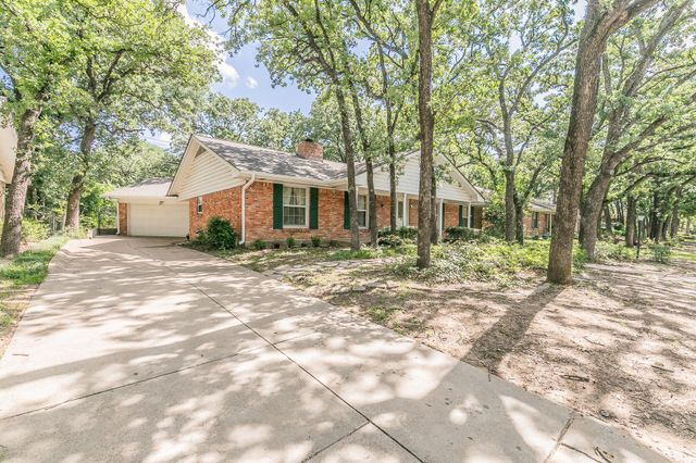 936 Mountain Terrace, Hurst, TX 76053