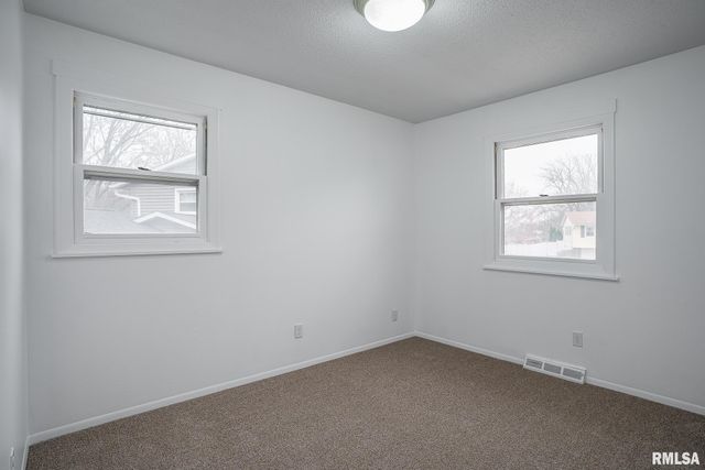 2530 Saint Johns Court, Bettendorf, IA 52722