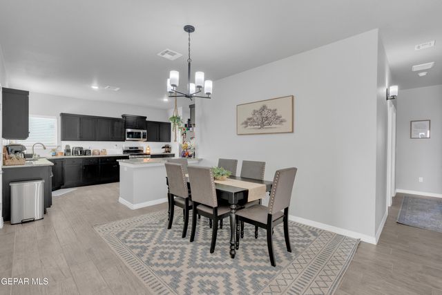 11352 Hidalgo Drive, Socorro, TX 79927