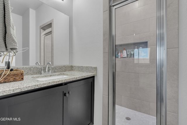 11352 Hidalgo Drive, Socorro, TX 79927