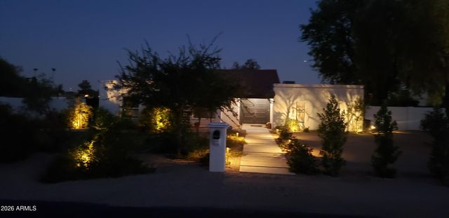 4741 W PARK VIEW Lane N, Glendale, AZ 85310
