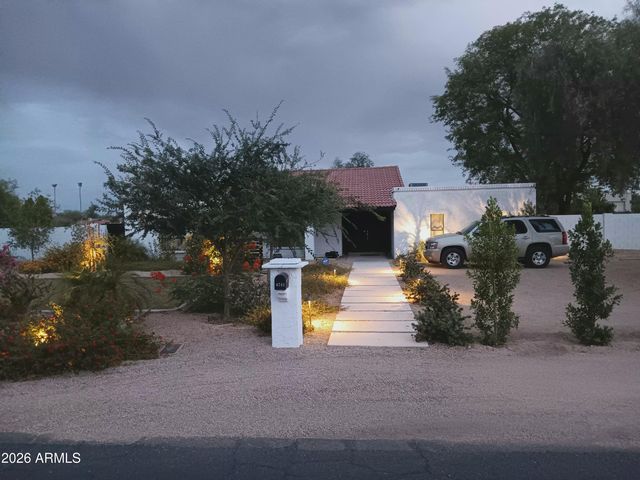 4741 W PARK VIEW Lane N, Glendale, AZ 85310