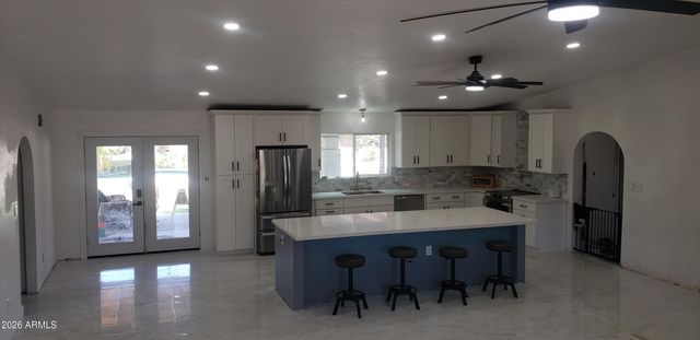 4741 W PARK VIEW Lane N, Glendale, AZ 85310