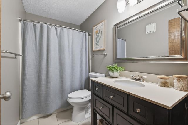 4385 Trenton Lane N 102, Plymouth, MN 55442