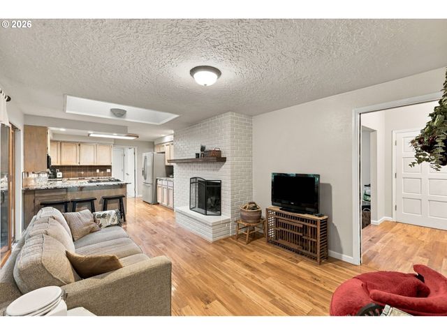 21105 Sw KILLARNEY Ct, Tualatin, OR 97062