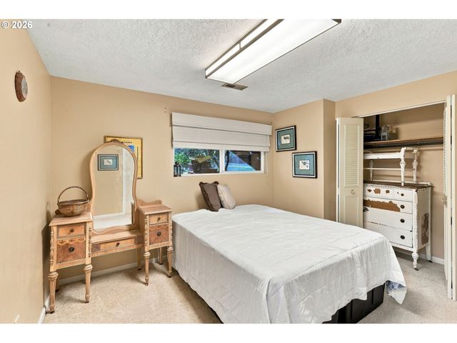 21105 Sw KILLARNEY Ct, Tualatin, OR 97062
