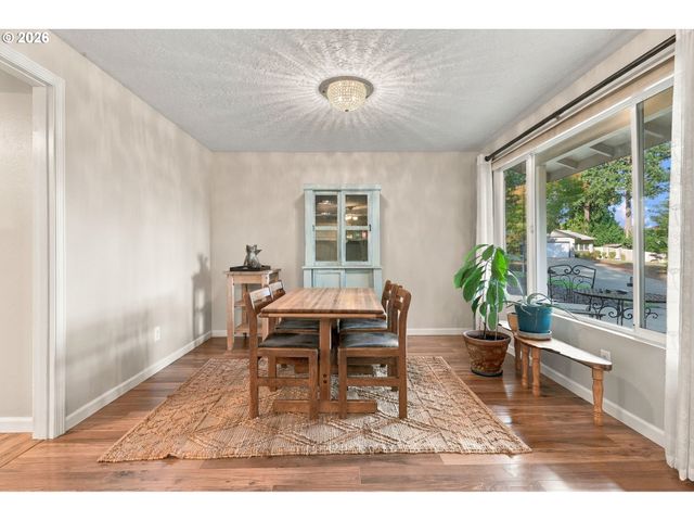 21105 Sw KILLARNEY Ct, Tualatin, OR 97062
