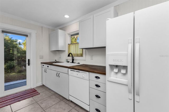 15168 CHAMBERLAIN BOULEVARD, Port Charlotte, FL 33953