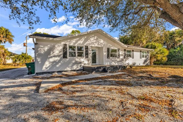 15168 CHAMBERLAIN BOULEVARD, Port Charlotte, FL 33953