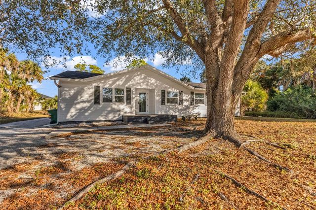 15168 CHAMBERLAIN BOULEVARD, Port Charlotte, FL 33953