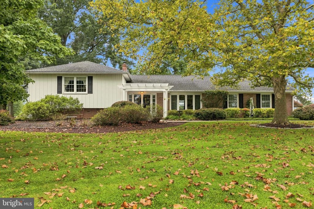 440 OLD MORRIS RD, HARLEYSVILLE, PA 19438 — exterior