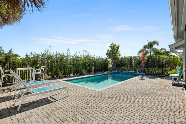 12454 Nautilus Circle, Palm Beach Gardens, FL 33412