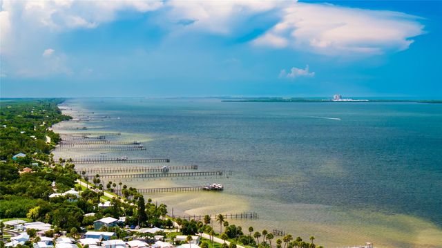 4646 NE Dudley Circle, Jensen Beach, FL 34957