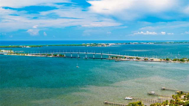 4646 NE Dudley Circle, Jensen Beach, FL 34957