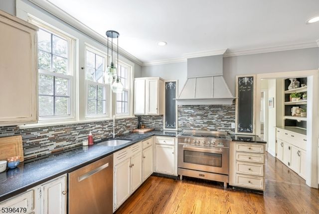 203 Long Pond Rd, West Milford Twp., NJ 07421