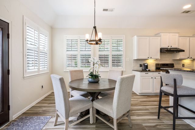 102 Stamford Drive, Hickory Creek, TX 75065
