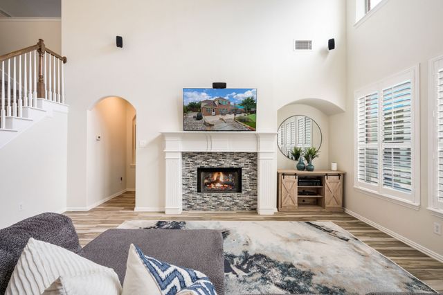102 Stamford Drive, Hickory Creek, TX 75065
