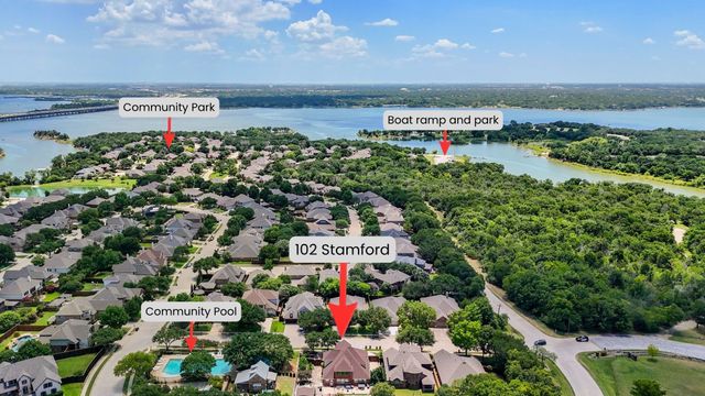 102 Stamford Drive, Hickory Creek, TX 75065