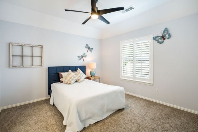 102 Stamford Drive, Hickory Creek, TX 75065