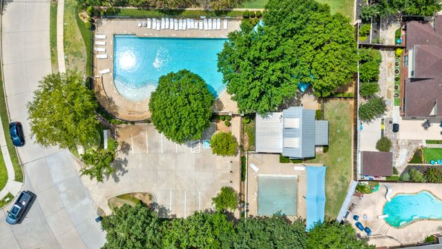 102 Stamford Drive, Hickory Creek, TX 75065