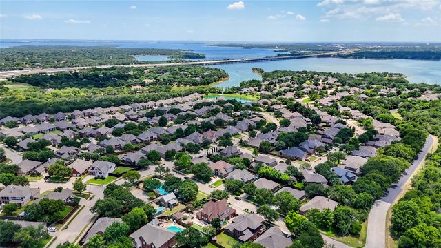 102 Stamford Drive, Hickory Creek, TX 75065