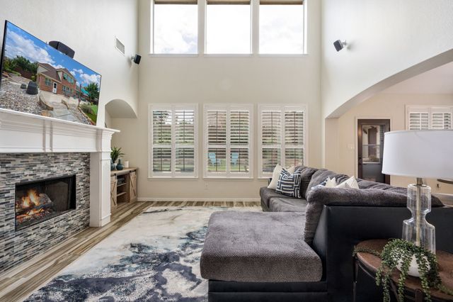 102 Stamford Drive, Hickory Creek, TX 75065