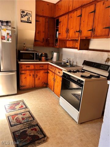 34 Franklin, Niles, OH 44446