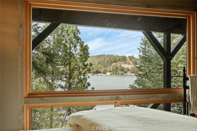 28778 Palisades Drive, Lake Arrowhead, CA 92352