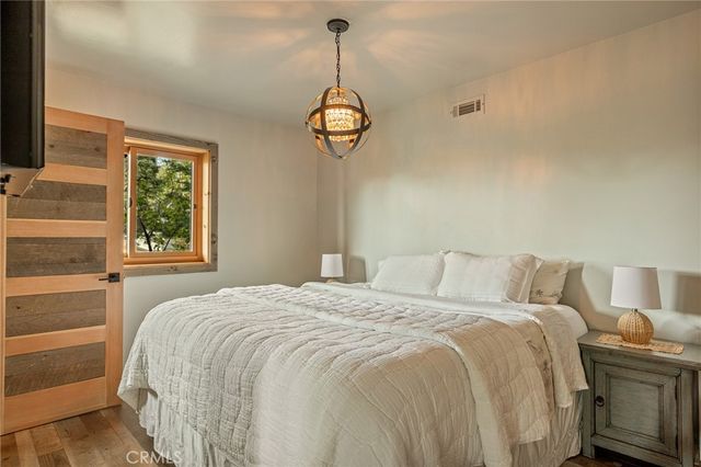 28778 Palisades Drive, Lake Arrowhead, CA 92352