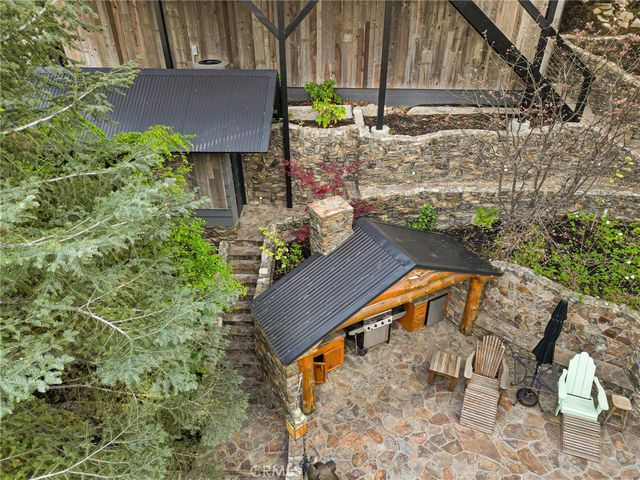 28778 Palisades Drive, Lake Arrowhead, CA 92352