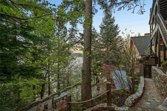 28778 Palisades Drive, Lake Arrowhead, CA 92352