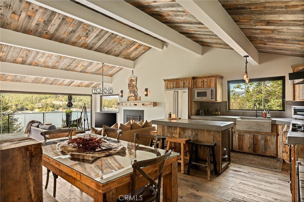 28778 Palisades Drive, Lake Arrowhead, CA 92352