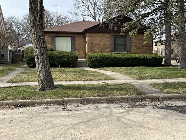 6502 43rd AVENUE, Kenosha, WI 53142