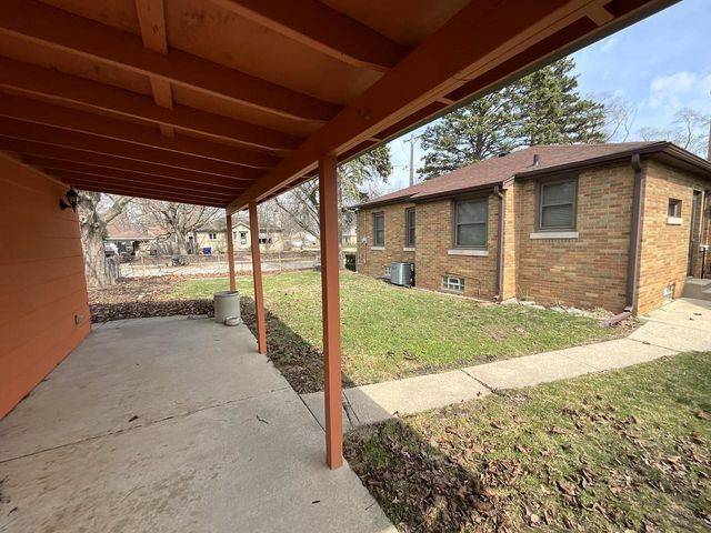 6502 43rd AVENUE, Kenosha, WI 53142