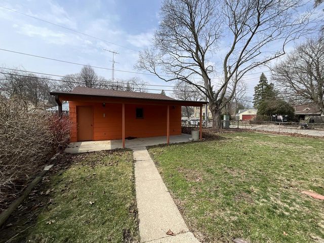 6502 43rd AVENUE, Kenosha, WI 53142