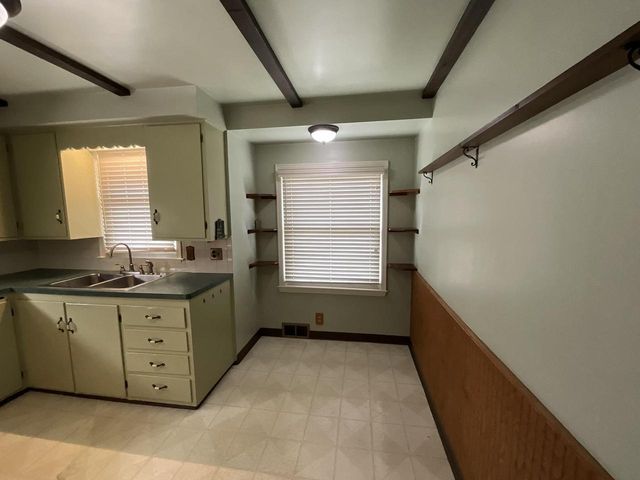 6502 43rd AVENUE, Kenosha, WI 53142