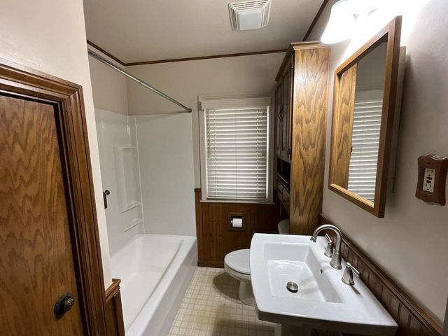 6502 43rd AVENUE, Kenosha, WI 53142