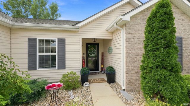 10928 Calera Passage, Roanoke, IN 46783