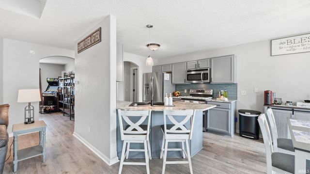 10928 Calera Passage, Roanoke, IN 46783