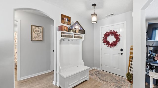 10928 Calera Passage, Roanoke, IN 46783
