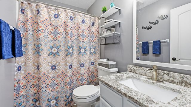 10928 Calera Passage, Roanoke, IN 46783