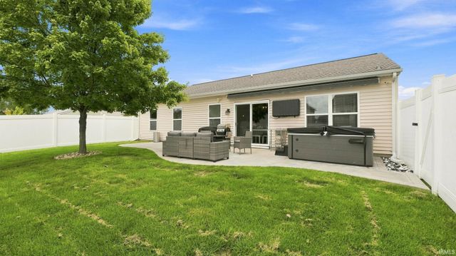 10928 Calera Passage, Roanoke, IN 46783